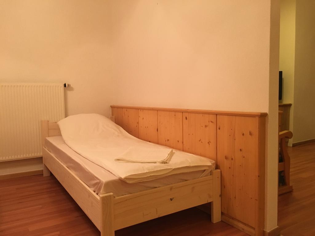 Gasthof Zum Hochfelln Hotel Берген Екстериор снимка
